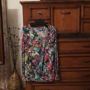Size large, simply vera Vera Wang, new with tags. 100% rayon.